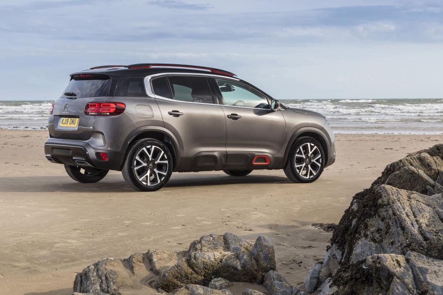  Citroen C5 Aircross 2018 года  (UK) (фото 42 из 46)